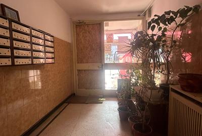 Apartament cu 3 camere decomandat, mobilat în Titan - 16