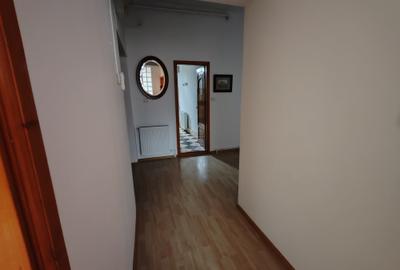 Apartament cu 2 camere decomandat în Central - 13