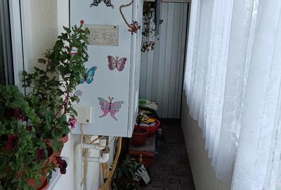 Apartament cu 2 camere decomandat în Micro 18 - 1