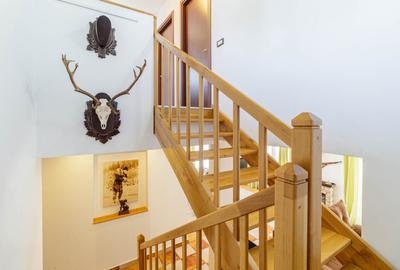 Casa luminoasa cu gradina si garaj - 18