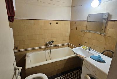 Batiste, Universitate - 1