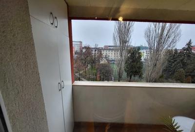 Apartament cu 3 camere decomandat, mobilat în Central - 2