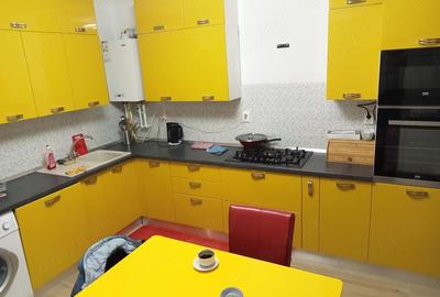 Apartament cu 3 camere decomandat în Central - 4