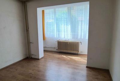 Apartament cu 2 camere decomandat în Vest - 4