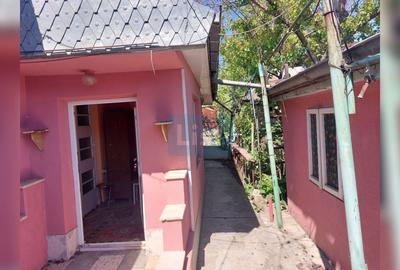 Casă cu 3 camere cu Teren 565 Mp în Bd. Coșbuc - 11