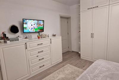 Casă cu 4 camere cu Teren 350 Mp în Șerbănești - 13