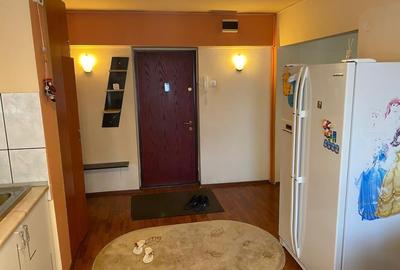 Vand apartament 2 camere zona Spital Vand apartament 2 camere zona Spital - 3