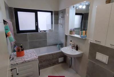 Proprietar inchiriez apartament 2 camere Dumbravita - 3