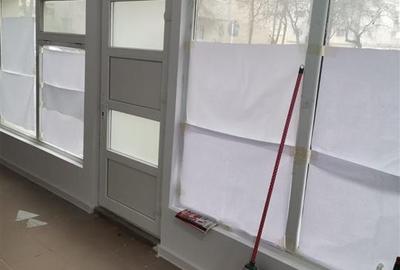 Spațiu comercial, de 28 mp, în Apollo - 3