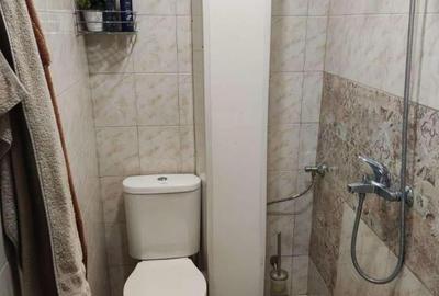 De vanzare in zona Schei garsoniera - 1