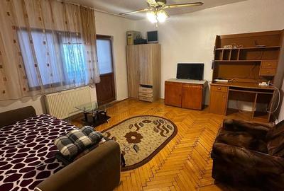 Apartament cu 3 camere decomandat în Buziașului - 4