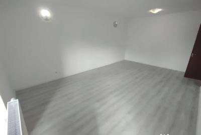 Apartament cu 2 camere decomandat în Central - 4