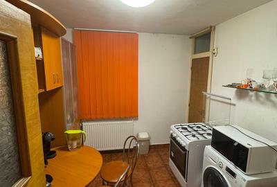 Apartament 2 camere Mall Vitan, 10 minute de metrou, mobilat si utilat complet Apartament 2 camere Mall Vitan, 10 minute de metrou, mobilat si utilat complet - 4