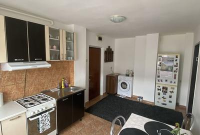 Apartament cu 3 camere decomandat în Petru Rareș - 3