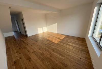 Duplex cu 4 camere cu Canalizare în Exterior Est - 9