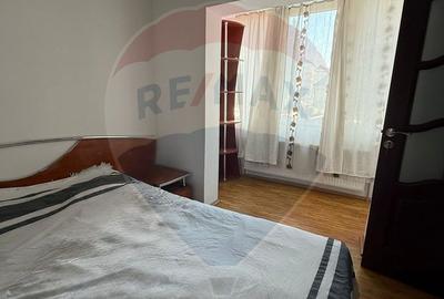 Apartament cu 2 camere, mobilat în Central - 1
