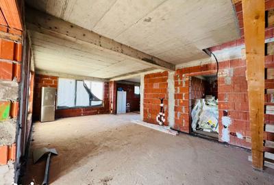 Casă cu 5 camere cu Teren 743 Mp în Oșorhei - 11