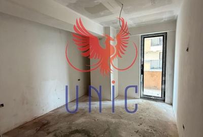 Apartament cu 3 camere decomandat în George Enescu - 9