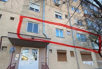 Apartament cu 3 camere semidecomandat, mobilat în Rogerius - 1