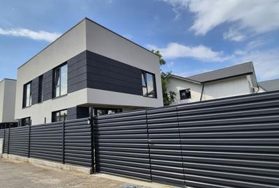 Casă cu 4 camere cu Teren 250 Mp în Central