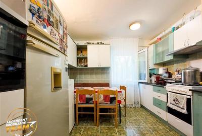 LIVE!Decomandat,pe 4camere,zonare linistita,compozitie frumoasa,facilitati, Leni - 2