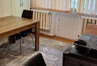 Vând apartament 2 camere Botoșani, zona BCR Primăverii, etaj 2, pe mijloc - 1