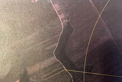 Teren de 3968 mp, în Central - 2