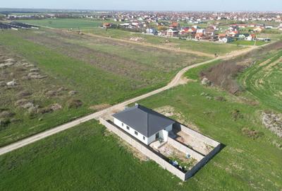 Casă Modernă de Vânzare 3 Camere, 2 Băi, Terasă Acoperită Zona în Dezvoltare - 10