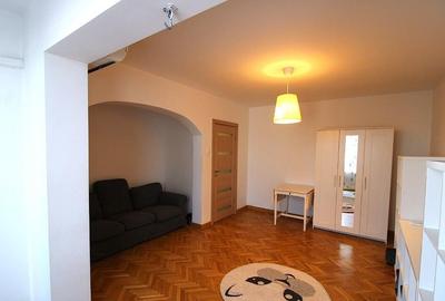 Apartament cu 3 camere in Centru langa Banca Nationala - 3