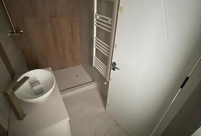 Casă cu 3 camere cu Teren 200 Mp în Central - 3