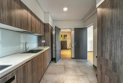 Apartament cu 3 camere semidecomandat, mobilat în Primăverii - 18