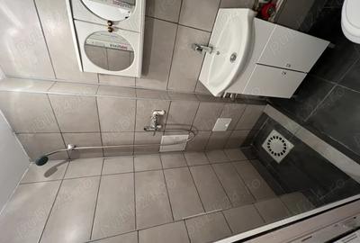 Apartament renovat semidecomandat 2 camere etaj 2 4 - 6