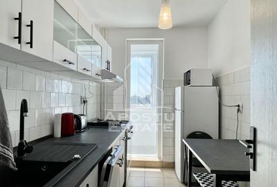 Apartament cu trei camere decomandat Bd. Cetatii - 5