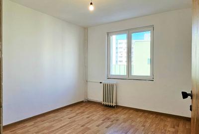 Apartament cu 3 camere decomandat în Dristor - 8