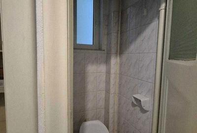 Apartament cu 4 camere decomandat în Central - 2