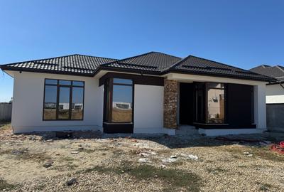 Casă cu 4 camere cu Teren 500 Mp în Domnești - 8