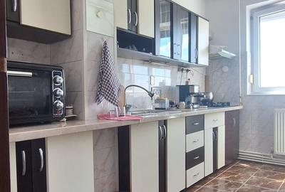 OCAZIE ! TOMIS NORD 3 CAMERE DECOMANDATE IMBUNATATIT GAZE MOBILAT 109.900 E - 9