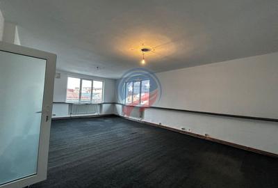 Spațiu comercial, de 225 mp, în Central - 21