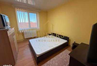 Apartament cu 2 camere decomandat în Central