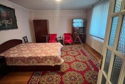 Vanzare casă cu 6 camere,  zona Someseni, central. Ideal familie. - 11