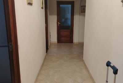 Apartament luminos si primitor de vanzare - 9