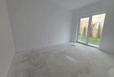 Casă cu 4 camere cu Teren 500 Mp în Cihei - 2