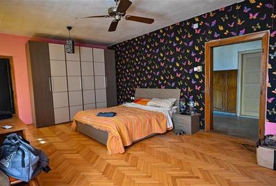 Spațiu comercial, de 9,000 mp, în Exterior Est - 52