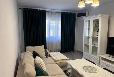 Apartament 2 camere, zona 8 Mai - 1