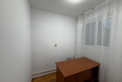 Apartament cu 3 camere decomandat în P-ța Unirii - 11