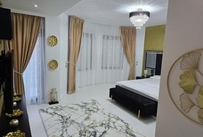 Casă individuală cu 6 camere cu Teren 600 Mp în Km 5 - 26