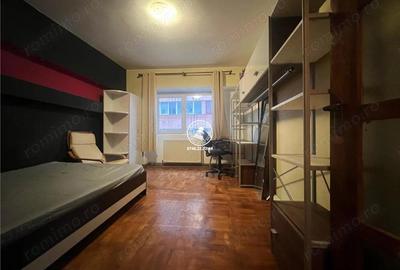 Apartament 3 camere de vanzare Nicolina, - 4