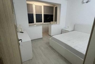 Apartament 3 camere etaj 4 zona Calea Grivitei metrou Basarab - 2