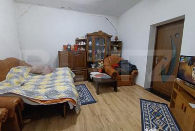 Casă cu 3 camere cu Teren 800 Mp în Var - 1