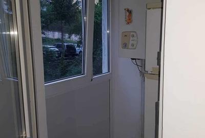 Garsonieră decomandată în Central - 4